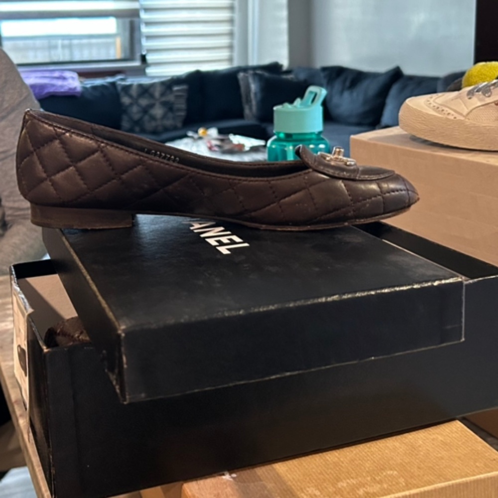 Chanel quilted ballet flat